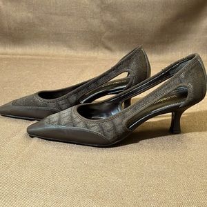 Liz Claiborne Low Heel Brown Leather and Fabric Sz 7.5